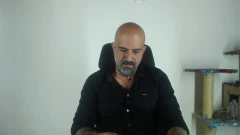 Snapshot of alex_saints_ce chatting on 13, 4, 2026 Alex Saints online show from 13, 4, 2026