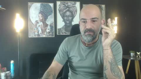 Snapshot of alex_saints_ce chatting on 24, 4, 2026 Alex Saints online show from 24, 4, 2026