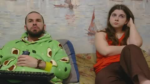 Snapshot of alex_sarah_sex chatting on 12, 4, 2026 Alex and Sarah online show from 12, 4, 2026