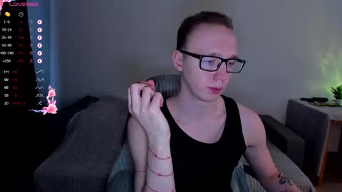 Snapshot of alex_silent chatting on 7, 11, 2025 alex_silent online show from 7, 11, 2025