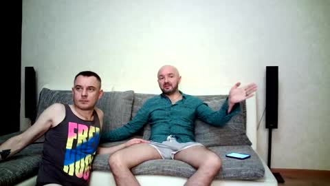 Alex and Tobey online show from 3, 11, 2025