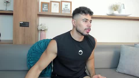 alex_wolf05 online show from 16, 2, 2026