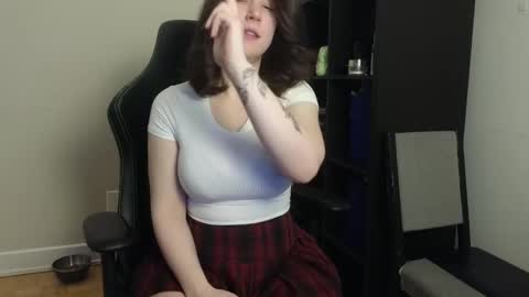 Snapshot of alexa_dream chatting on 30, 1, 2025 dont be afraid to click social media link its  working  just click on that  online show from 30, 1, 2025