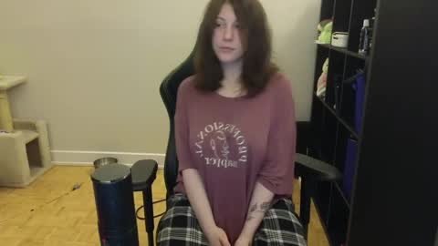 Snapshot of alexa_dream chatting on 4, 2, 2025 dont be afraid to click social media link its  working  just click on that  online show from 4, 2, 2025