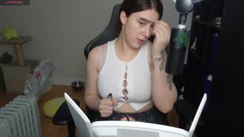 Snapshot of alexa_dream chatting on 19, 2, 2025 dont be afraid to click social media link its  working  just click on that  online show from 19, 2, 2025