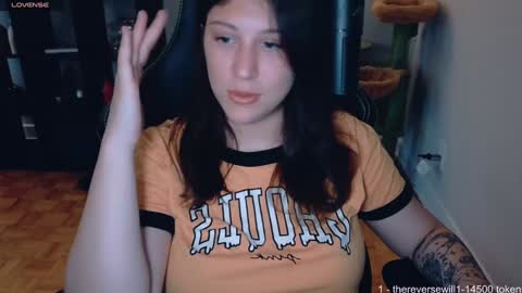 Snapshot of alexa_dream chatting on 23, 9, 2025 dont be afraid to click social media link its  working  just click on that  online show from 23, 9, 2025