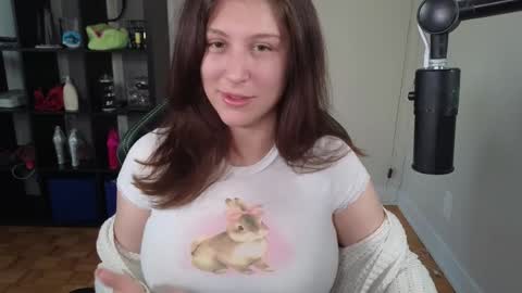 Snapshot of alexa_dream chatting on 16, 10, 2025 dont be afraid to click social media link its  working  just click on that  online show from 16, 10, 2025