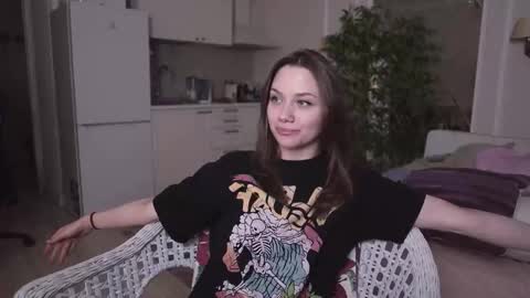 Snapshot of alexa_feels chatting on 26, 10, 2025 Little Duck homie online show from 26, 10, 2025