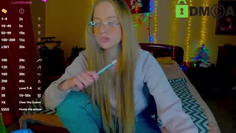 Snapshot of alexa_glory chatting on 5, 1, 2025 Alexa online show from 5, 1, 2025