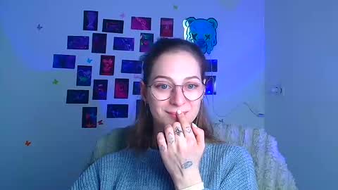 Snapshot of alexa_kittie chatting on 3, 3, 2026 Alexa online show from 3, 3, 2026