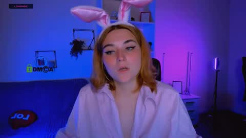 Snapshot of alexa_night_ chatting on 8, 10, 2025 alexa_night_ online show from 8, 10, 2025