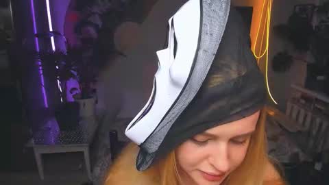 Snapshot of alexa_pirs chatting on 17, 10, 2025 alexa_pirs online show from 17, 10, 2025