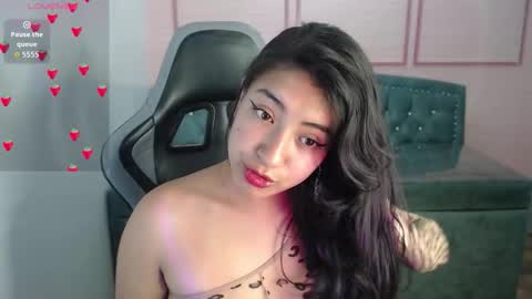 Snapshot of alexa_romero_t chatting on 13, 10, 2025 Alexandra online show from 13, 10, 2025