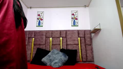 CAMILA BETANCOURT online show from 3, 12, 2025