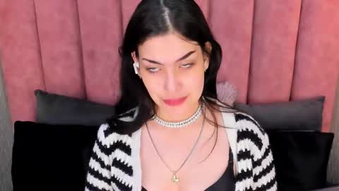 Alexa Thaylor online show from 8, 11, 2025