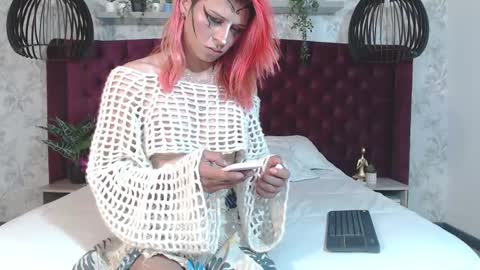 alexa_vandercloude online show from 19, 1, 2025
