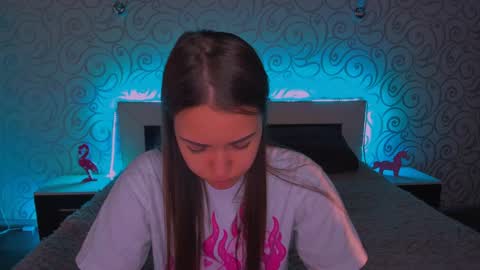 Snapshot of alexabarkley chatting on 11, 12, 2024 angel online show from 11, 12, 2024