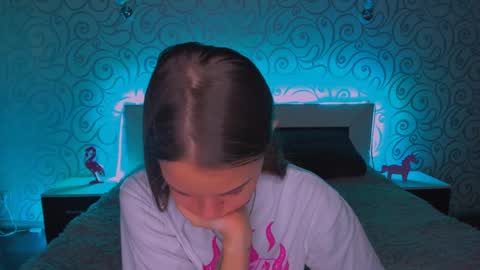 Snapshot of alexabarkley chatting on 11, 12, 2024 angel online show from 11, 12, 2024