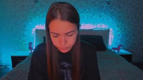 Snapshot of alexabarkley chatting on 18, 12, 2024 angel online show from 18, 12, 2024