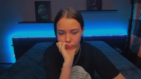 Snapshot of alexabarkley chatting on 17, 1, 2025 angel online show from 17, 1, 2025