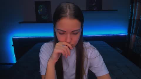 Snapshot of alexabarkley chatting on 21, 1, 2025 angel online show from 21, 1, 2025
