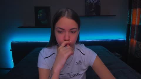 Snapshot of alexabarkley chatting on 28, 1, 2025 angel online show from 28, 1, 2025
