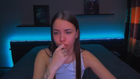Snapshot of alexabarkley chatting on 3, 2, 2025 angel online show from 3, 2, 2025
