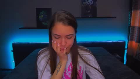 Snapshot of alexabarkley chatting on 24, 2, 2025 angel online show from 24, 2, 2025