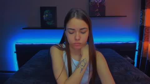Snapshot of alexabarkley chatting on 6, 3, 2025 angel online show from 6, 3, 2025