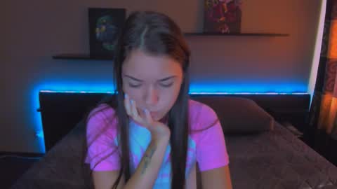 Snapshot of alexabarkley chatting on 16, 9, 2025 angel online show from 16, 9, 2025