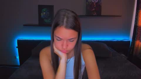 Snapshot of alexabarkley chatting on 17, 9, 2025 angel online show from 17, 9, 2025