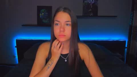 Snapshot of alexabarkley chatting on 29, 9, 2025 angel online show from 29, 9, 2025