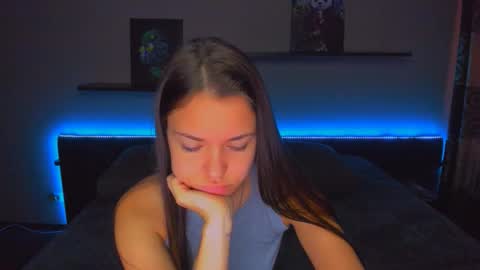 Snapshot of alexabarkley chatting on 21, 10, 2025 angel online show from 21, 10, 2025