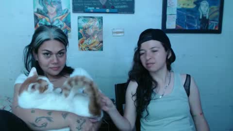 Snapshot of alexablu3 chatting on 5, 12, 2024 Alexa Blu3 online show from 5, 12, 2024