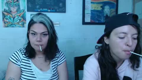 Snapshot of alexablu3 chatting on 6, 1, 2025 Alexa Blu3 online show from 6, 1, 2025