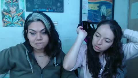 Snapshot of alexablu3 chatting on 6, 1, 2025 Alexa Blu3 online show from 6, 1, 2025