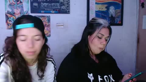 Snapshot of alexablu3 chatting on 10, 10, 2025 Alexa Blu3 online show from 10, 10, 2025