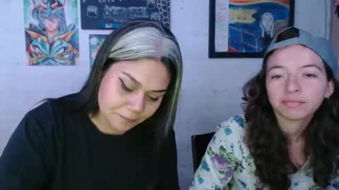 Snapshot of alexablu3 chatting on 22, 10, 2025 Alexa Blu3 online show from 22, 10, 2025