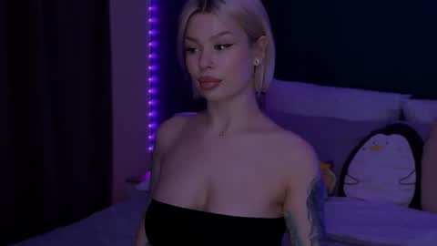 Alexa Mason online show from 7, 5, 2026