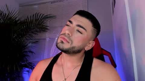 Alexander Diaz online show from 7, 10, 2025