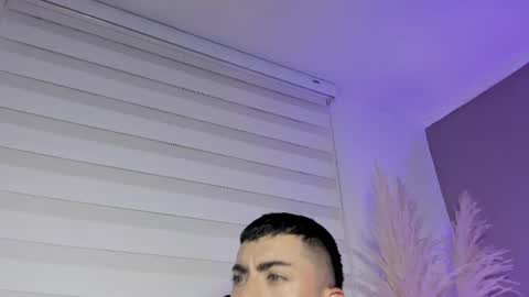 Snapshot of alexander_diiaz chatting on 15, 5, 2026 Alexander Diaz online show from 15, 5, 2026