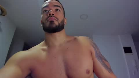 Onlyfansalexmartinezwb  Instagram alexwbmartinez  Twitter martinezcb937 online show from 17, 12, 2024