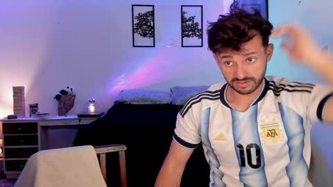 Snapshot of alexanderjaz chatting on 20, 9, 2025 Alexander Jaz online show from 20, 9, 2025