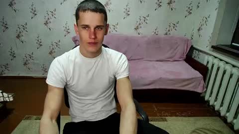 Snapshot of alexanderstrongs chatting on 6, 3, 2025 alexanderstrongs online show from 6, 3, 2025