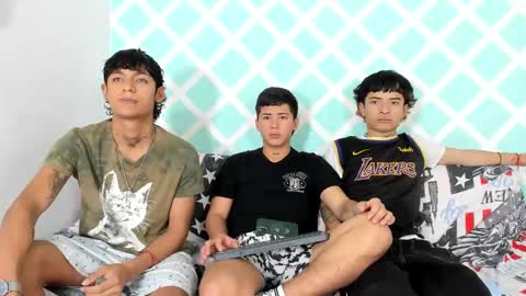 chicos hot online show from 12, 12, 2024