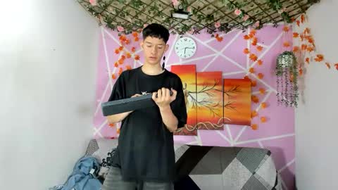 chicos hot online show from 2, 3, 2026