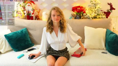 Snapshot of alexandra_demore chatting on 28, 1, 2025 Alexandra Demore online show from 28, 1, 2025