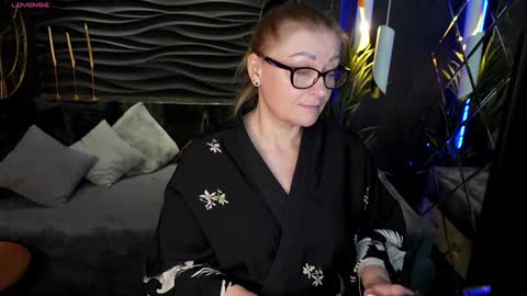 Alexandra online show from 6, 12, 2024