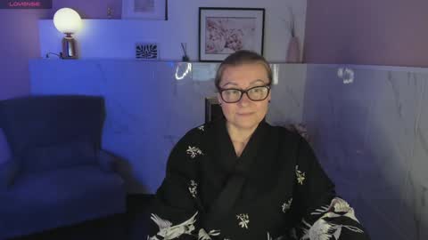 Alexandra online show from 4, 1, 2025