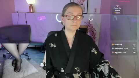 Alexandra online show from 9, 5, 2026